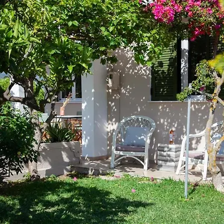 Дом отдыха Casa Da Bugainvillea *